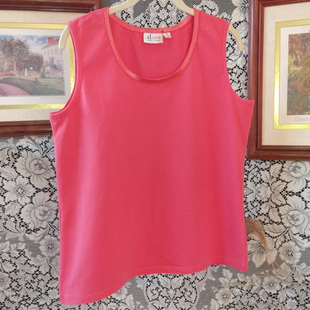 D&Co hot pink tank top sleeveless shiny around neckline